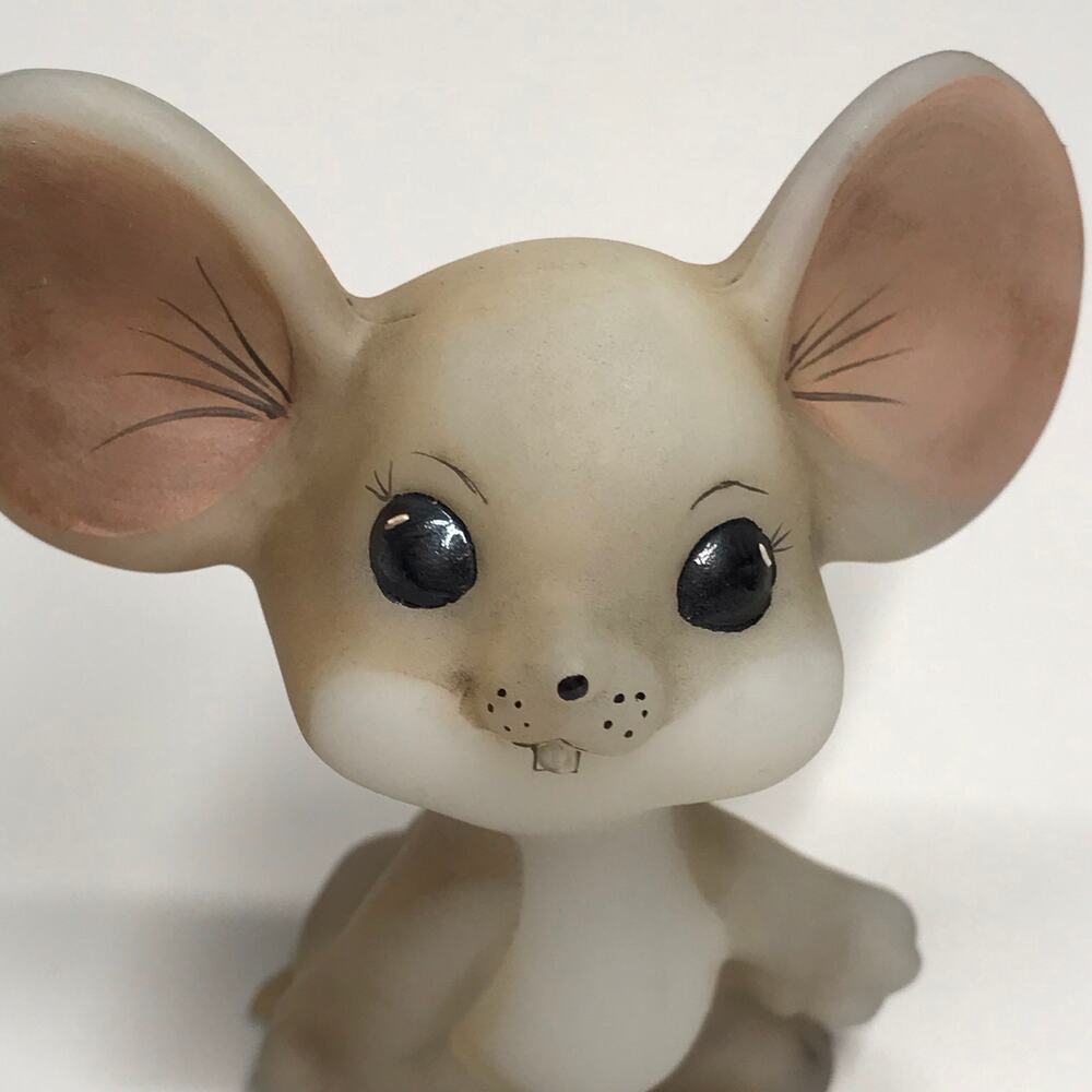 Fenton Mouse Satin Art Glass Brown Mouse Hand Painted Signed Stickers Vintage - Picture 6 of 12